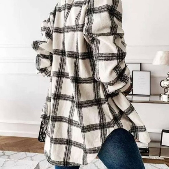 RESTOCKED 🖤 BLACK AND WHITE FLANNEL PLAID - Picture 2 of 3